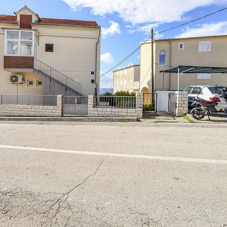 פרימוסטן Apartments Guzela מראה חיצוני תמונה
