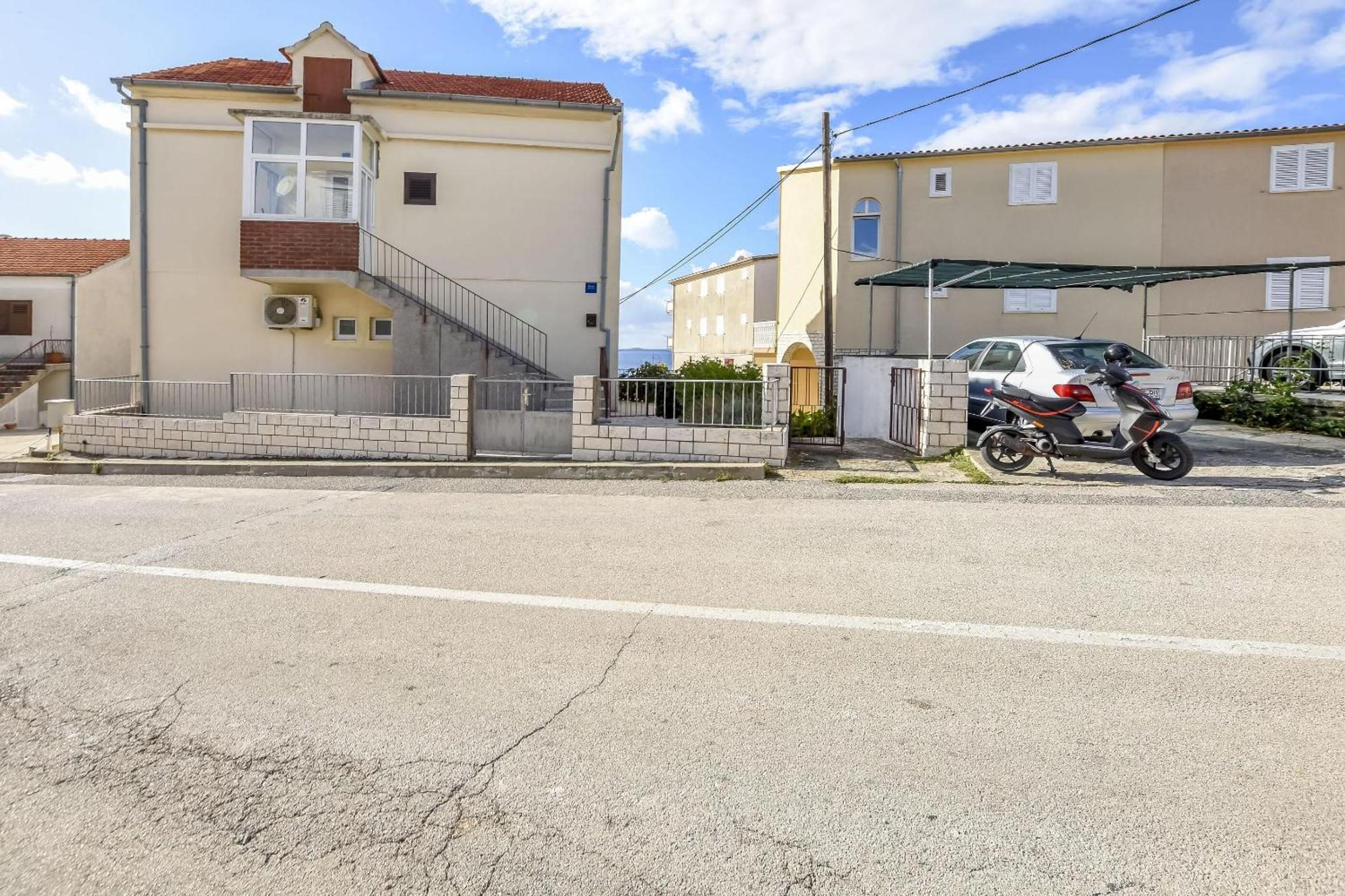 פרימוסטן Apartments Guzela מראה חיצוני תמונה