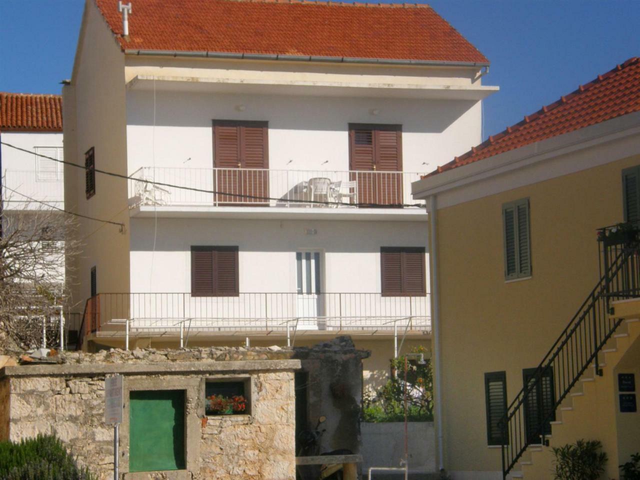פרימוסטן Apartments Guzela מראה חיצוני תמונה